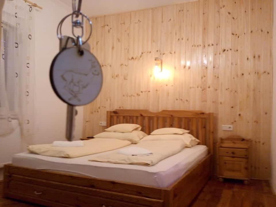 Готель Fenyofa Vendeghaz Сільвашварад Екстер'єр фото